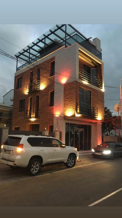 Batumi Hotel R&M Exterior foto